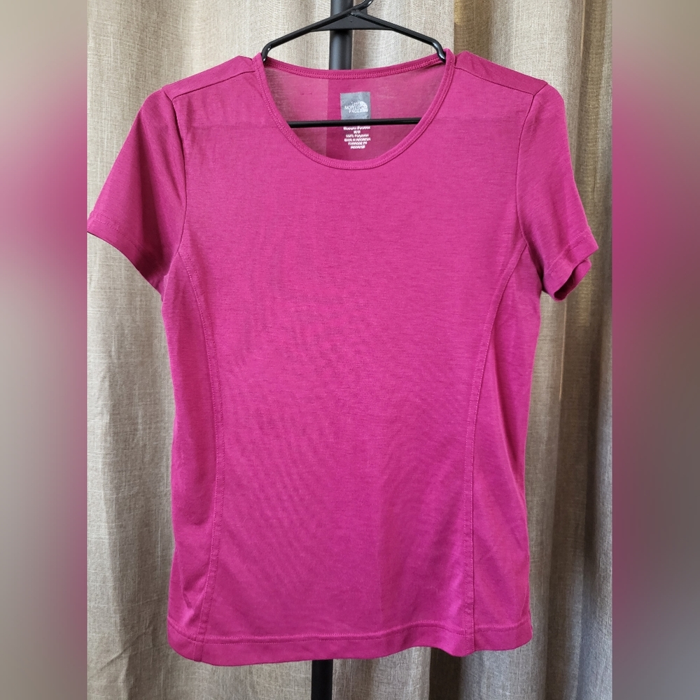 Sz M The North Face Activewear Tee